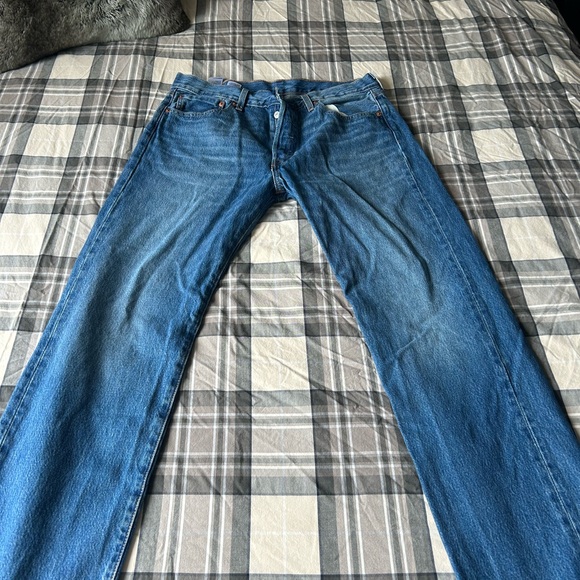 Mens Levi 501 - Picture 2 of 2